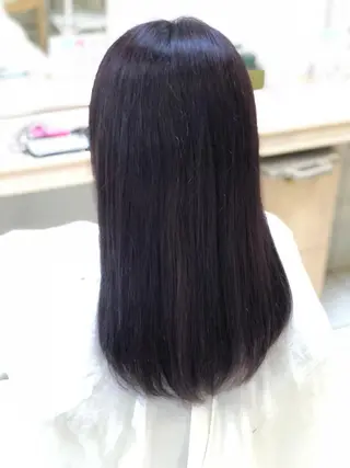 セミロング カラー SHIRATORI MITSUKIのヘアスタイル