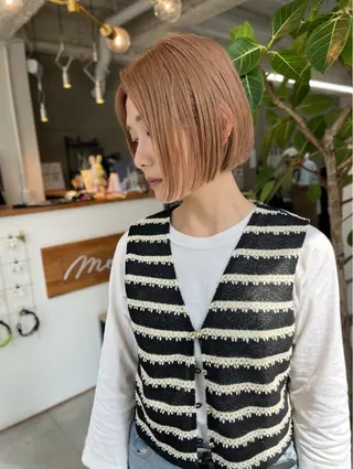 ショート カラー Merci Ayumiのヘアスタイル