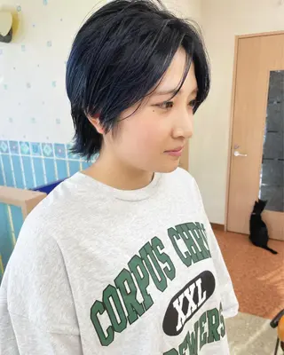 ショート カラー yui .のヘアスタイル