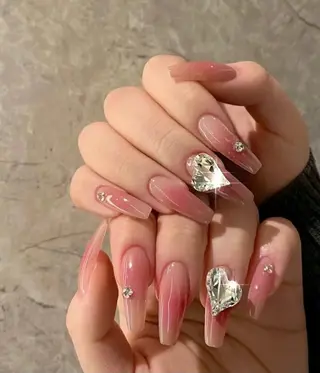 ネイル D-BEAUTY Nailsalonのネイルデザイン