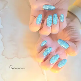 ネイル Rauna nailsalon のネイルデザイン