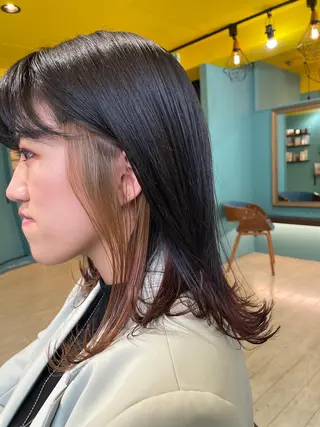 セミロング カラー 末石 智のヘアスタイル