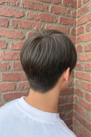 カラー メンズ 中田 こころのヘアスタイル