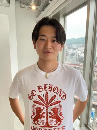 ミディアム パーマ メンズ 島本 燎のヘアスタイル