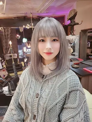 ミディアム カラー 足利市・原宿・表参道 シニストラのヘアスタイル