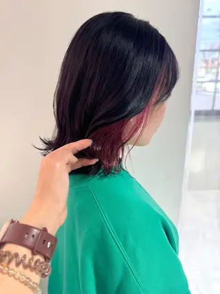 ミディアム 小谷野 真優のヘアスタイル