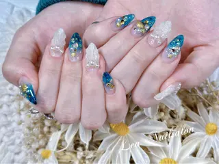 ミディアム カラー ネイル Le’a NailSalonのネイルデザイン