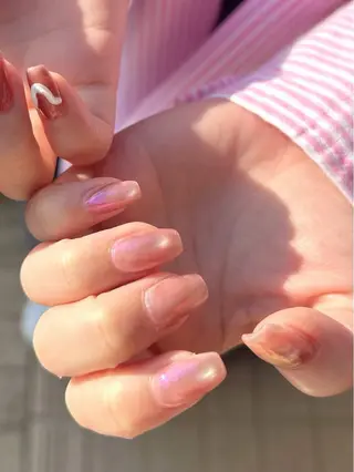 ミディアム pllia beautyのネイルデザイン