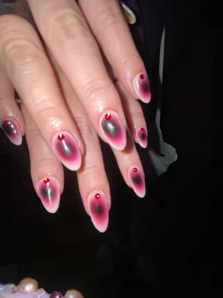 ネイル en　nail 池袋店所属・個性派🌺推しネイル 💅💞hota🐇のネイルデザイン