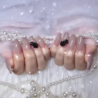 ネイル HAPPINAS🎀  れん🖤痛ネイルのネイルデザイン