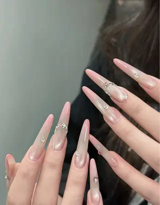 ネイル 周 テイのネイルデザイン
