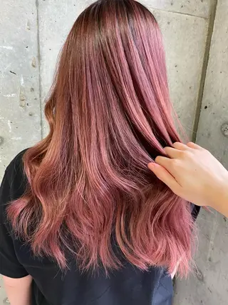 ロング カラー シールエクステ 🪽CHIAKIのヘアスタイル