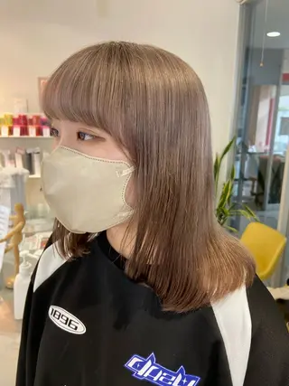 セミロング カラー 浅野 匠のヘアスタイル