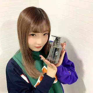 セミロング カラー 三輪 太一のヘアスタイル
