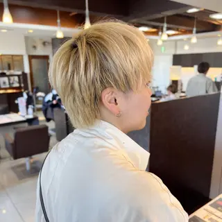 ショート カラー メンズ 草薙メンズ縮毛矯正 💫緒方美柚のヘアスタイル