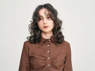 カラー パーマ 塔尾 真那のヘアスタイル