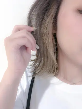 ショート カラー BOX mico.のヘアスタイル