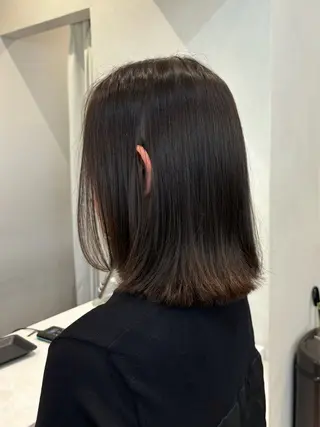 ミディアム 伊藤 欣良のヘアスタイル
