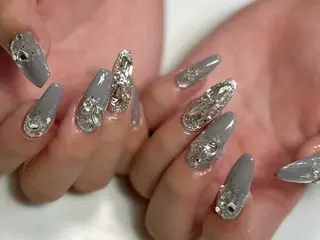 ネイル 新山 聖のネイルデザイン