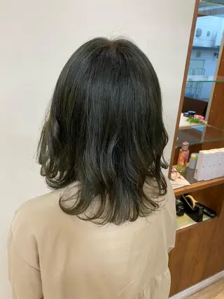 カラー SALOWIN栄 高須大貴のヘアスタイル