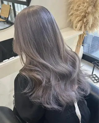 ミディアム カラー LA KING KYOTO所属・レイヤーカット/ miranのヘアスタイル