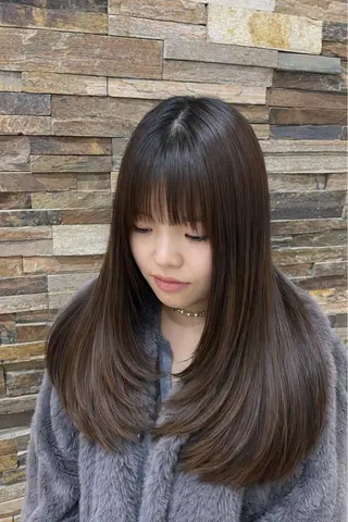 ロング 岩尾 瑛斗のヘアスタイル