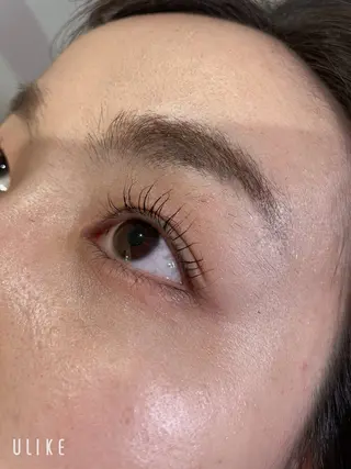 マツエク・マツパ 井上 真里奈のヘアスタイル