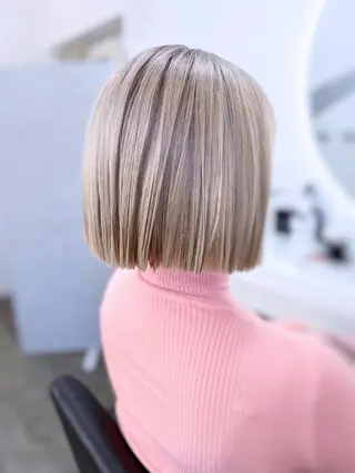 ミディアム WHALE hair × beautyのヘアスタイル