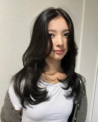 セミロング カラー 韓国風×透明感カラー 髪質改善オタベシンヤのヘアスタイル