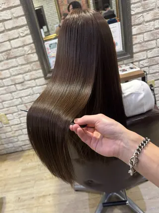 ロング カラー 古川 流久のヘアスタイル