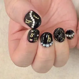 ネイル アトリエ　ミモザ所属・いまむら あかりのネイルデザイン