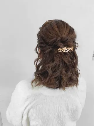 ミディアム ヘアアレンジ 宮永 璃沙のヘアスタイル
