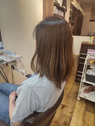 セミロング カラー 龍 悠紀のヘアスタイル