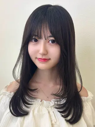 セミロング Ayano‪‪🎀似 合わせ×透明感🎀のヘアスタイル