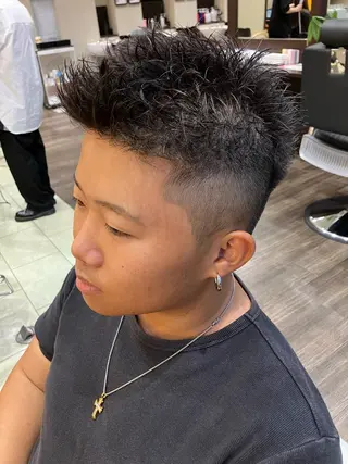 メンズ 吉田 健吏のヘアスタイル