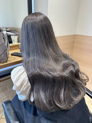 ロング カラー 天野 瑠真のヘアスタイル
