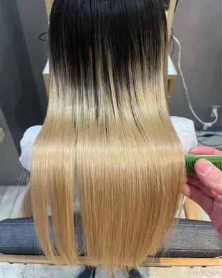 ロング 【お悩み解決のプロ】 ハヤシタクミのヘアスタイル