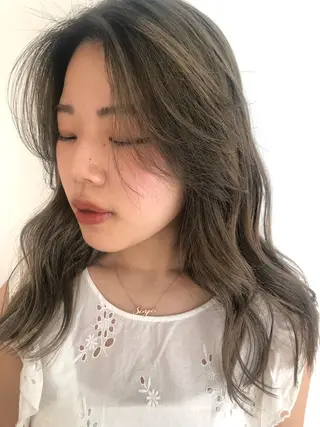 カラー ブリーチカラー🎀 韓国風/寺門美優のヘアスタイル