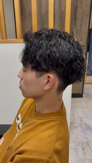 パーマ メンズ メンズサロン リョウタのヘアスタイル