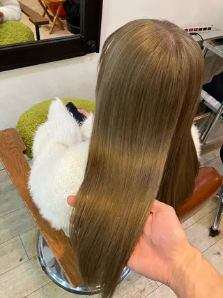 セミロング カラー 🍀髪質改善、カラー TAICHI🍀のヘアスタイル