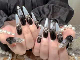 ネイル MoaNail🫶 Yoshiのネイルデザイン