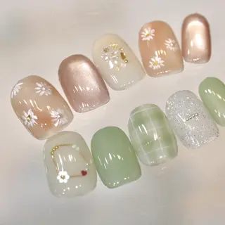 ネイル こまつ やよいのネイルデザイン