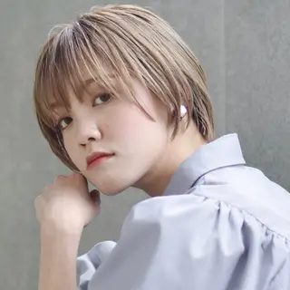 ショート カラー クスノキ ヤスタカのヘアスタイル