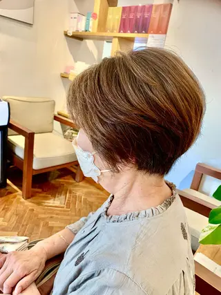 ショート カラー 秋山知穂🧸縮毛矯正 ショート新越谷南越谷のヘアスタイル