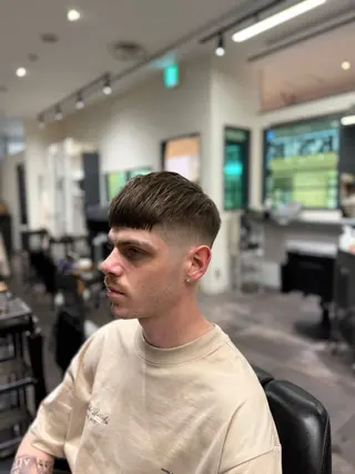 メンズ トミヤマ シュウトのヘアスタイル