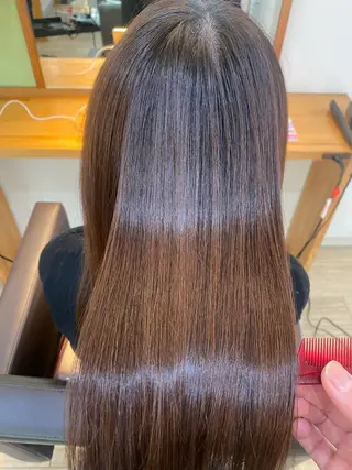 セミロング カラー 和歌山髪質改善 那須優太のヘアスタイル