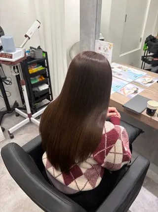 ロング カラー COCO .のヘアスタイル
