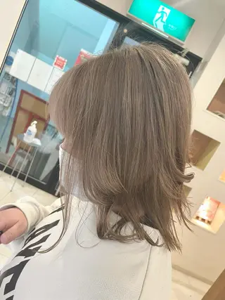 カラー レイヤー/くびれ/ 縮毛/チェレ金剛のヘアスタイル