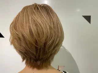 ショート カラー Rely 美空のヘアスタイル