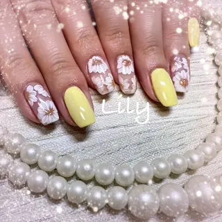 ネイル Lily*nail 🌻Mii🌻のネイルデザイン